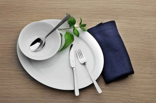 Lilje Bestiksæt - 16 Dele 8 Lilje Bestiksæt - 16 Dele - Billede 6