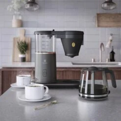 Electrolux Explore 7 Kaffemaskine E7CM1-4MTM -Køkkengrej Discountbutik 3990 6ab2238c 4748 4aee ba6e 556911942be7