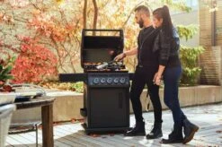 Napoleon Rogue 425 Phantom Special Edition Gasgrill -Køkkengrej Discountbutik 3990 8200b4cc 9111 4c3b adb8 962cfbfa82e6