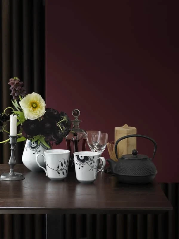 Royal Copenhagen Sort Mega Riflet Krus - 2 Stk. 5 Royal Copenhagen Sort Mega Riflet Krus - 2 Stk. - Billede 3